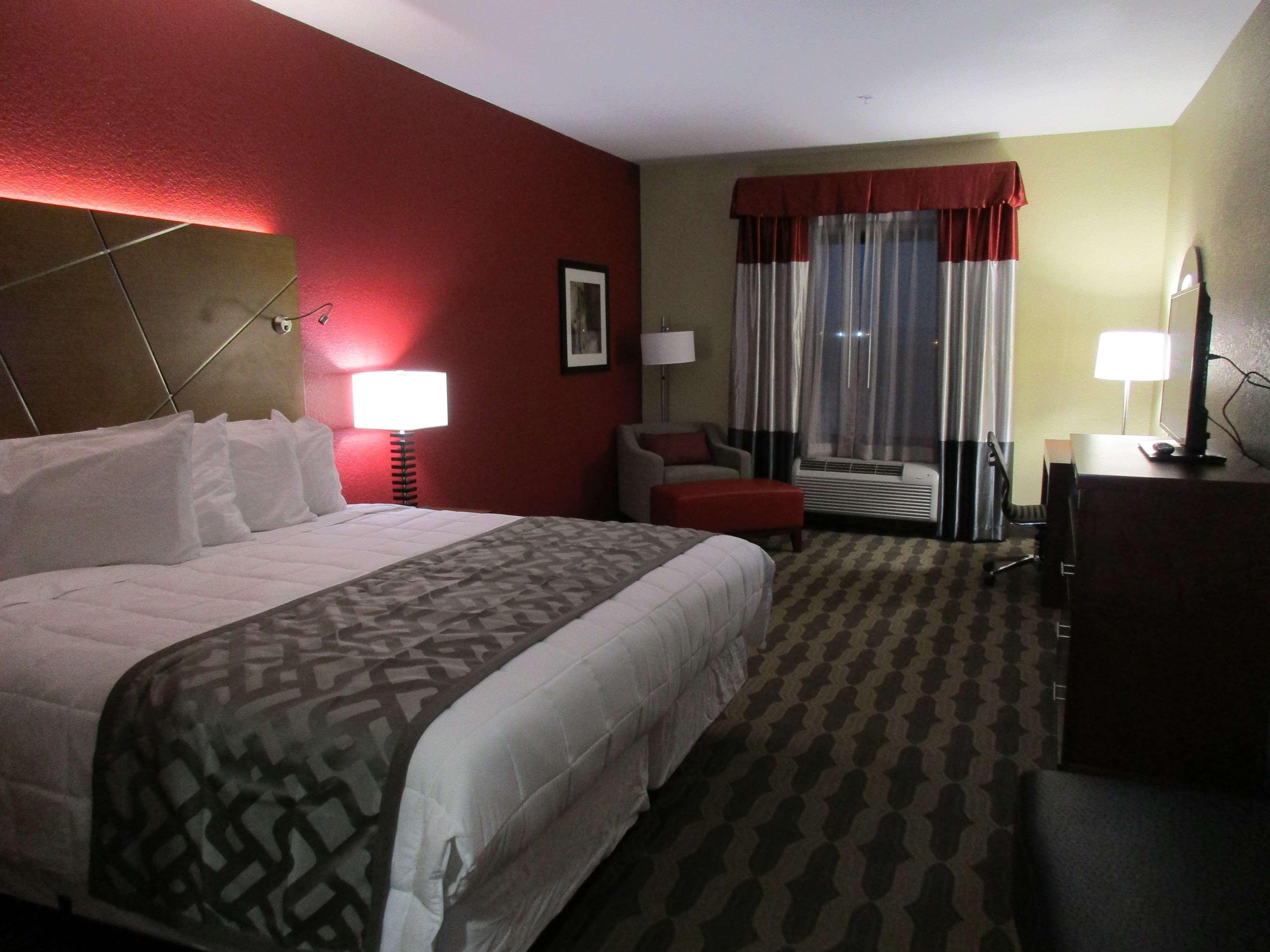 Best Western Plus Fairview Inn & Suites Buitenkant foto