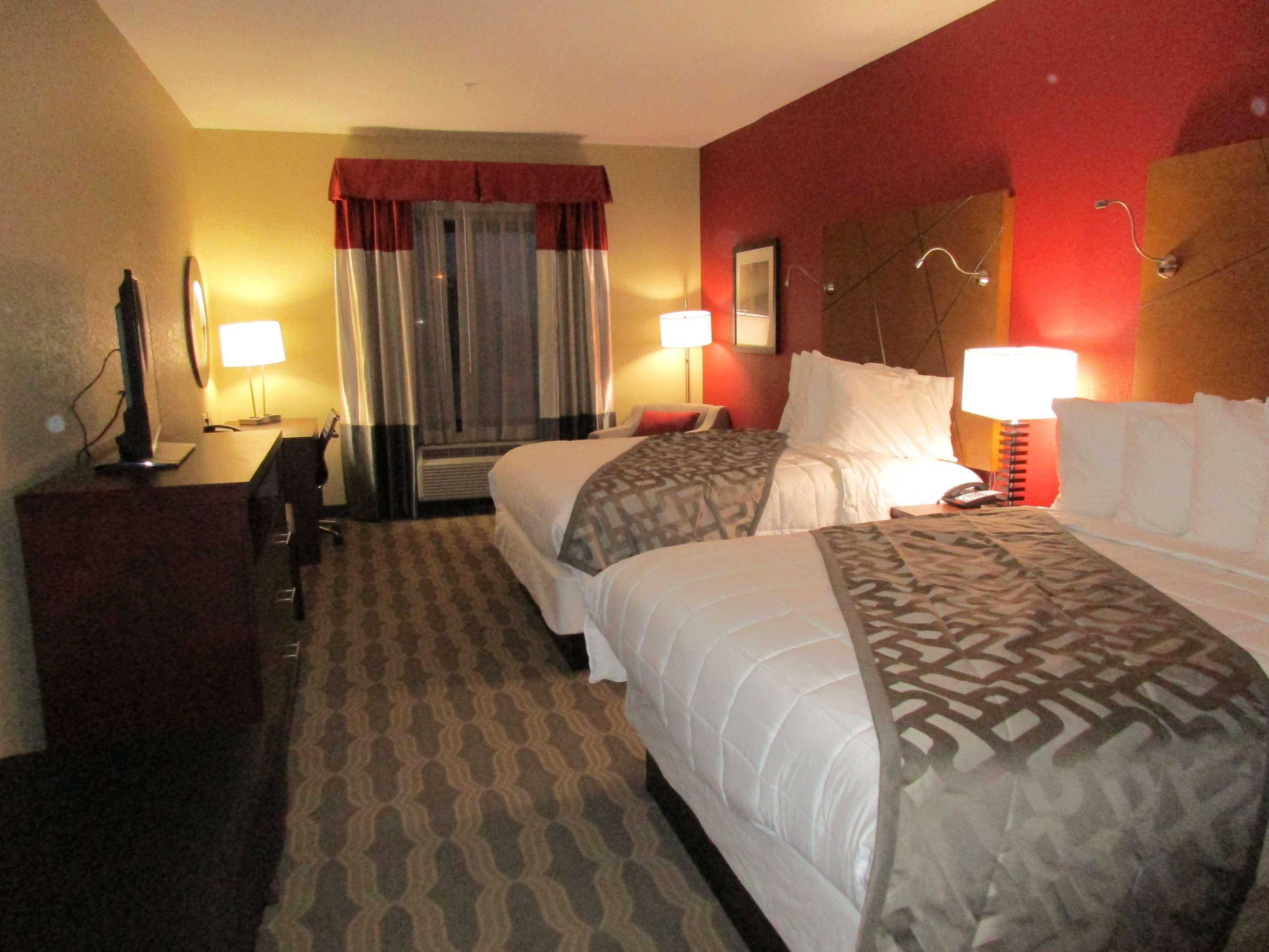 Best Western Plus Fairview Inn & Suites Buitenkant foto